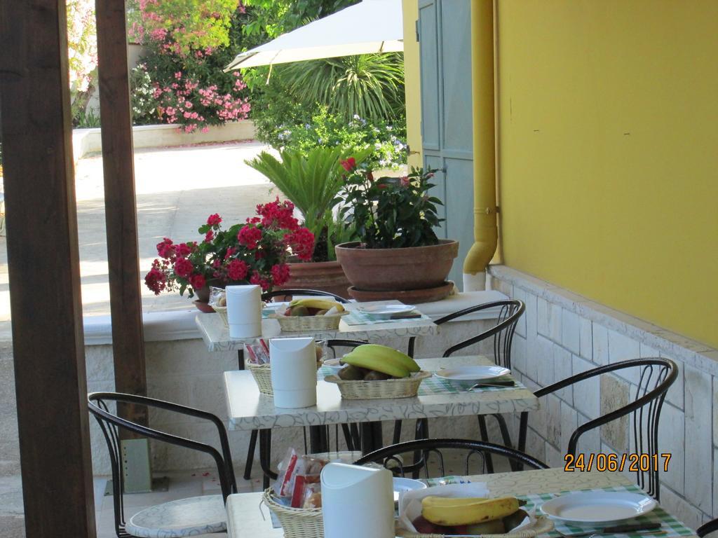 Hotel Tropical Ostuni Exterior photo
